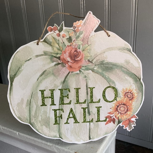 NWT- Beautiful Watercolor Glittered HELLO FALL Floral Pumpkin Decor Sign 🌻 - Picture 11 of 12
